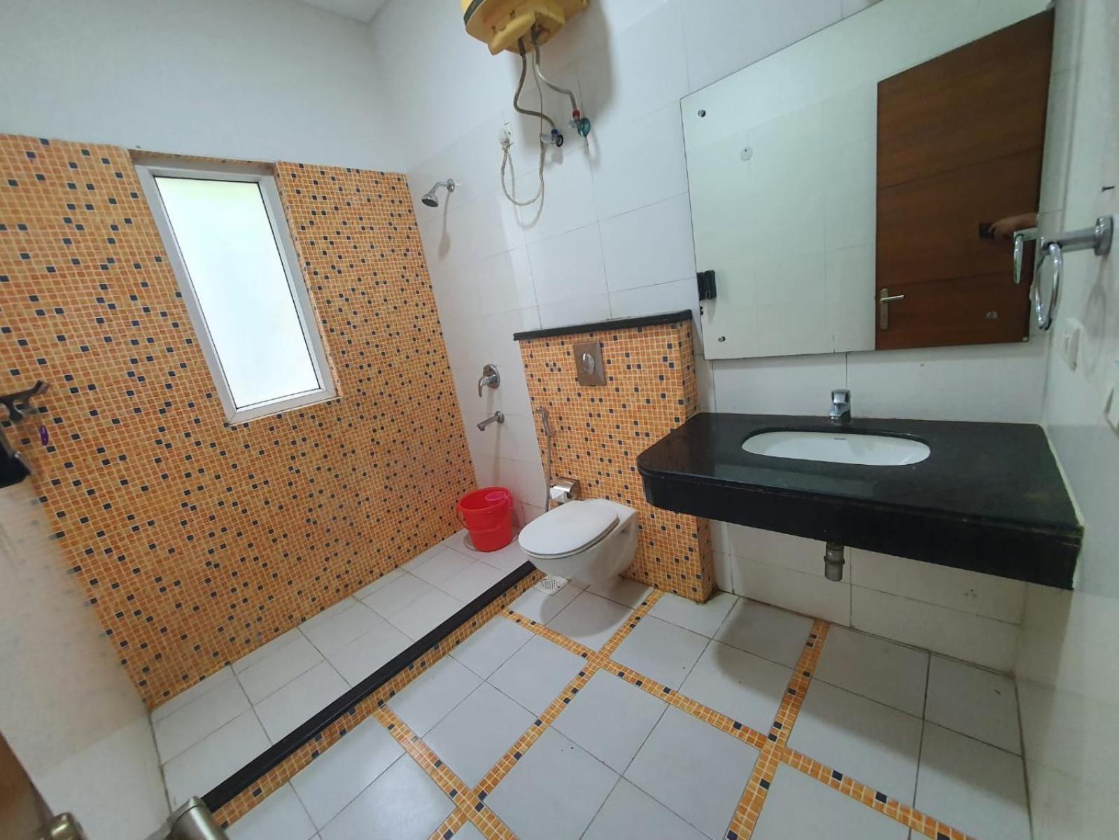 Mallenzo Suites Dlf Phase 1 Gurgaon Dış mekan fotoğraf